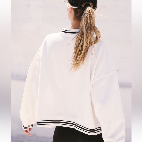 SOLD Free People Best Of Pullover - Picture 3 of 9